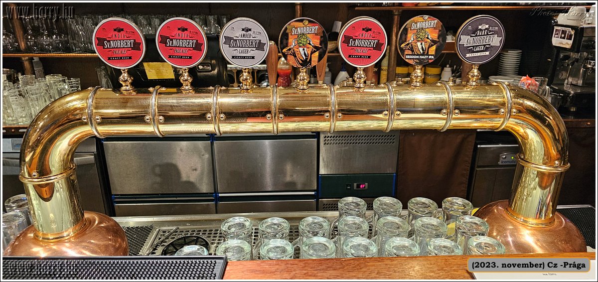 2023.11-Cz-Praga-010.jpg