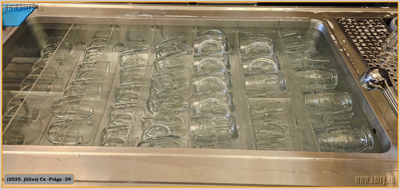 2025.07.-Cz-Praga-29-011.jpg