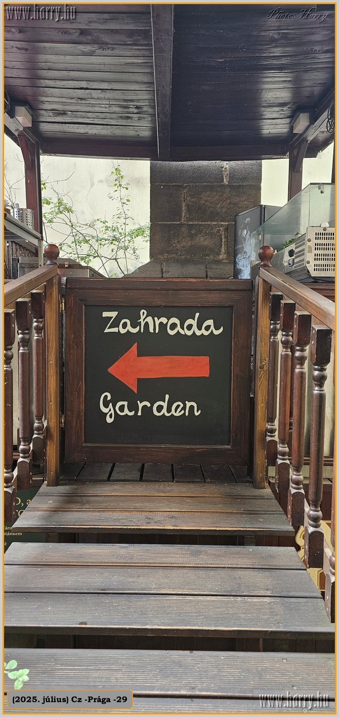 2025.07.-Cz-Praga-29-058.jpg
